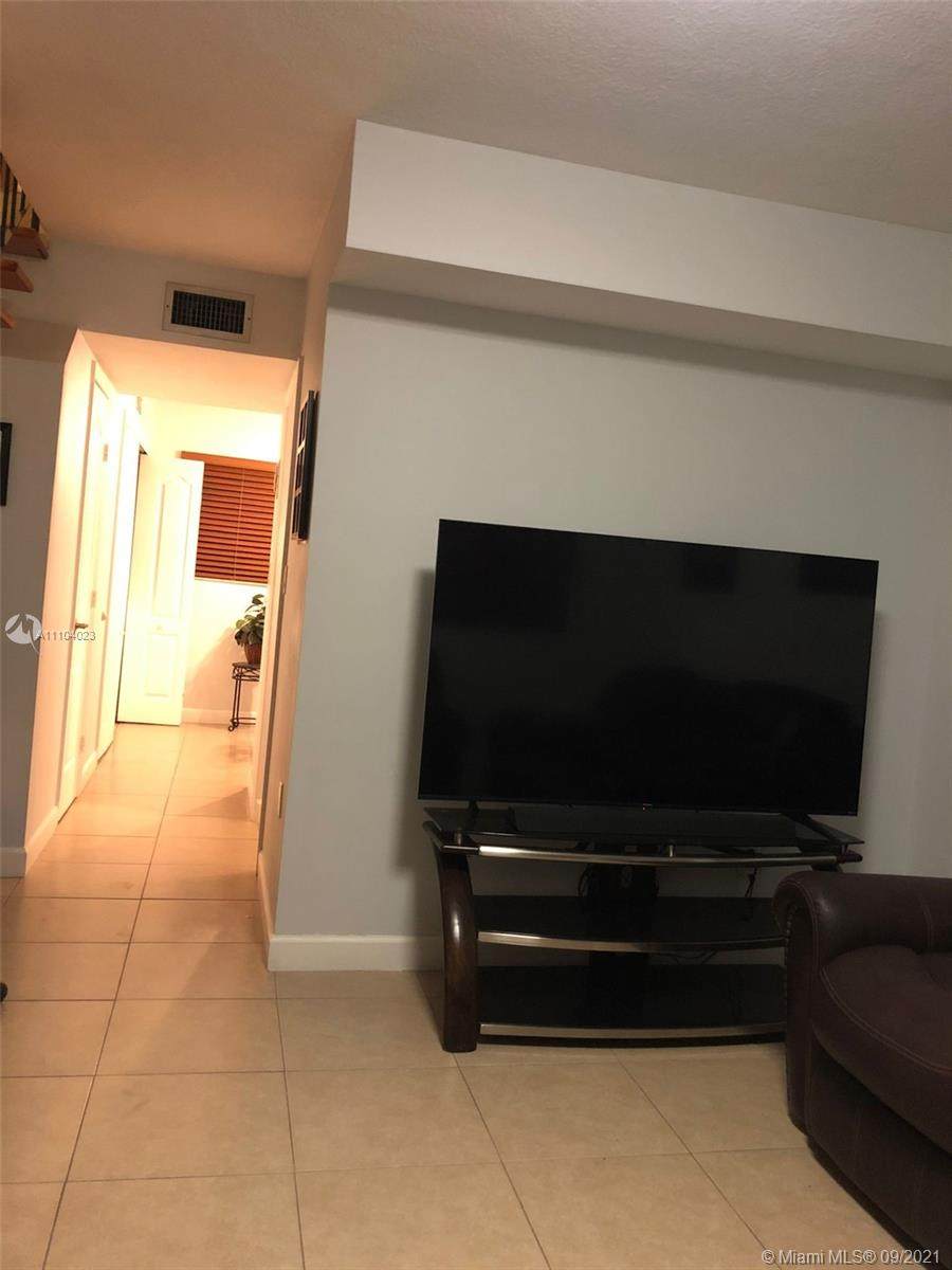2308 53rd St - Photo 1
