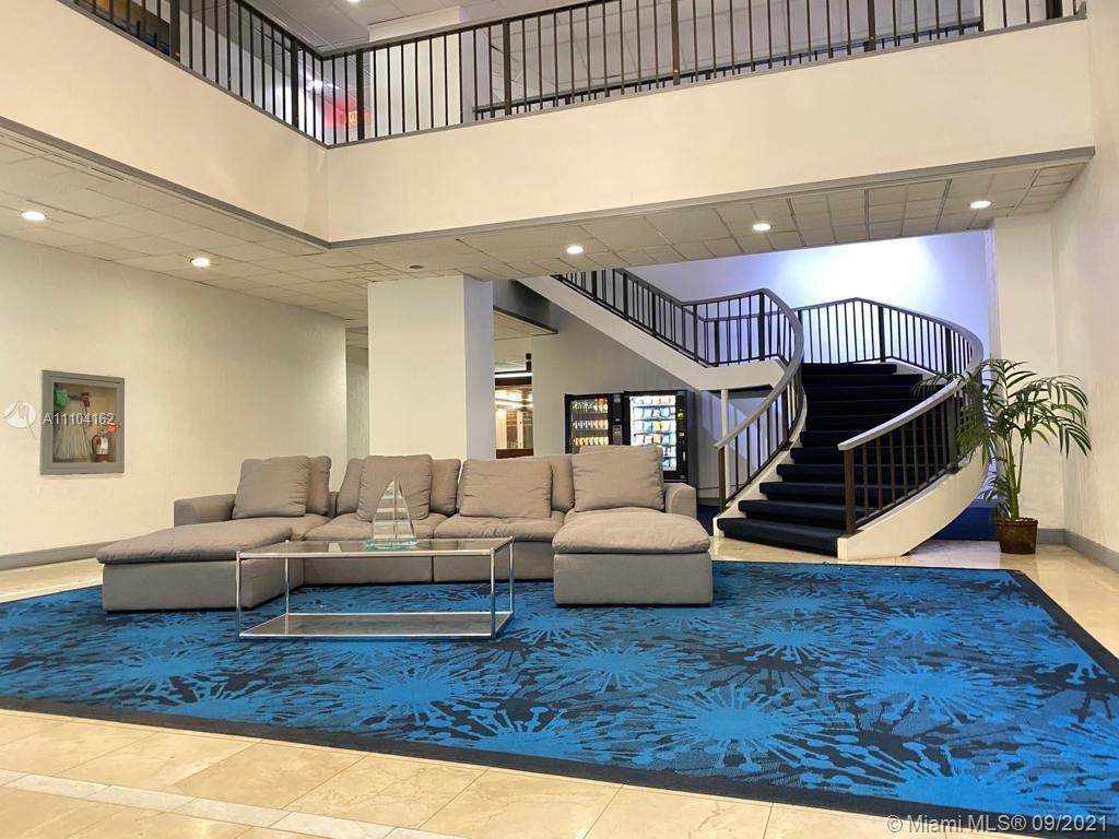 13499 Biscayne Blvd - Photo 1