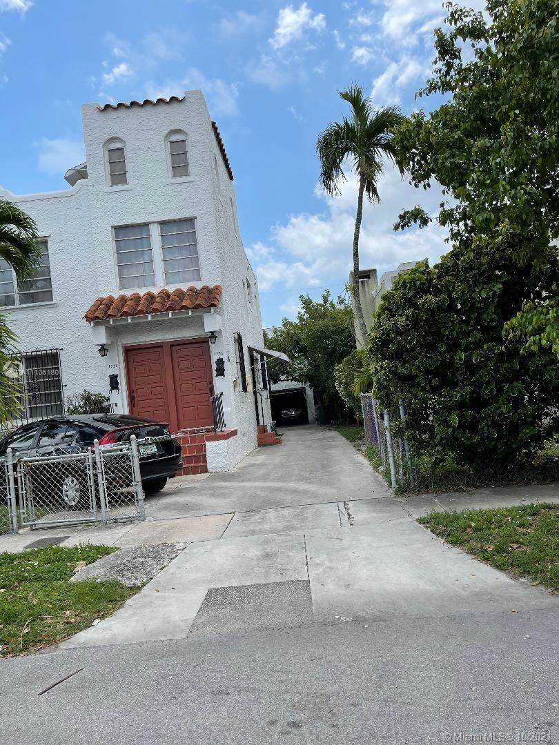 1736 9th St - Photo 1
