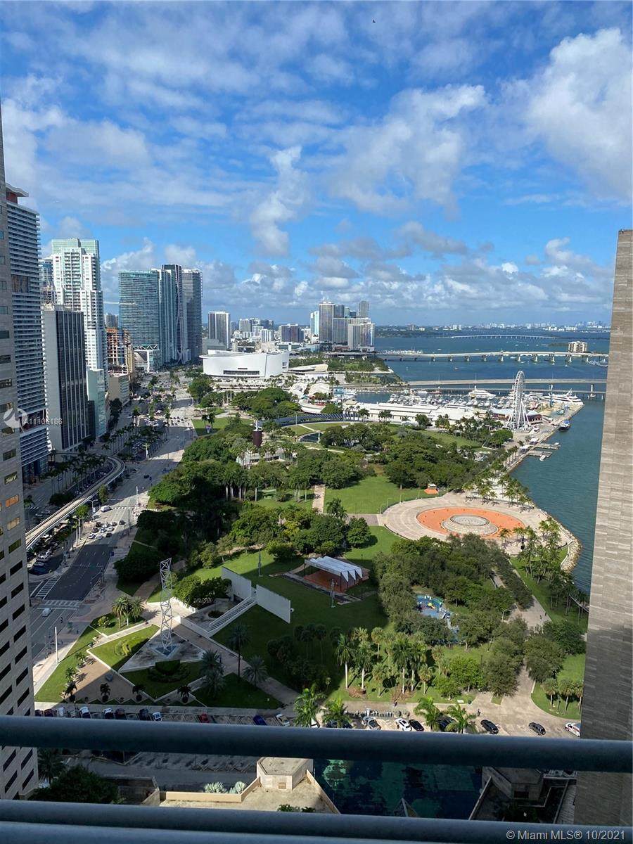 325 Biscayne Blvd - Photo 1