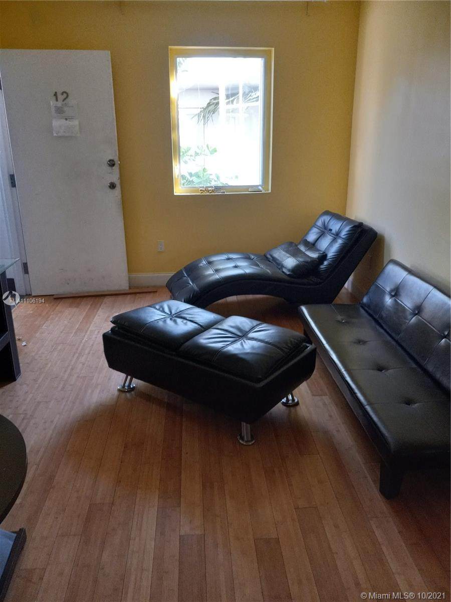 1510 Meridian Ave - Photo 1