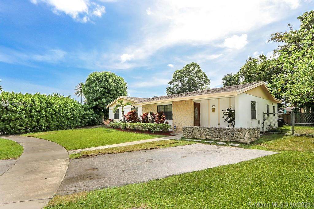18724 92nd Ct - Photo 1
