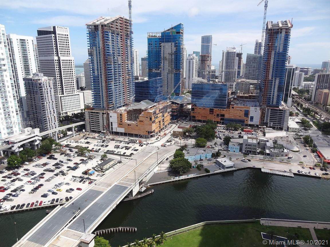 350 Miami Ave - Photo 1