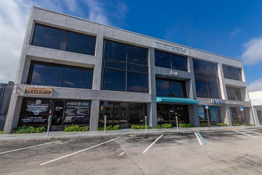 2740 Oakland Park Blvd - Photo 1