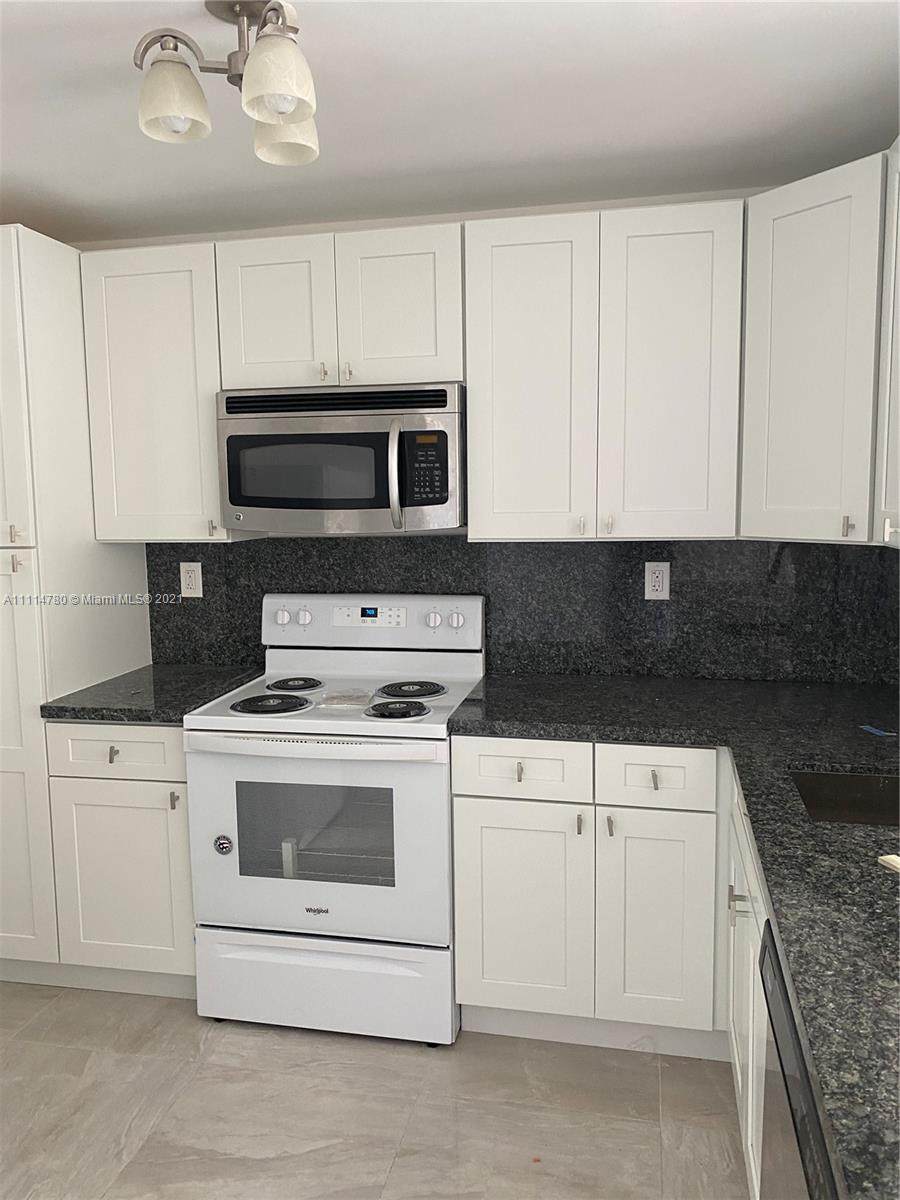 3944 167th St - Photo 1