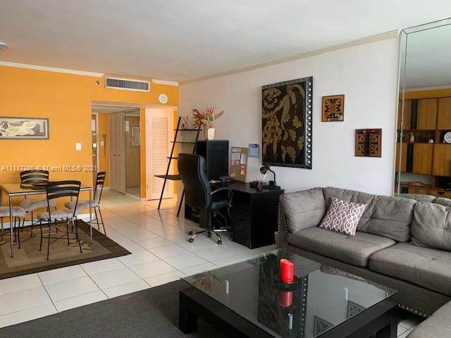 100 Lincoln Rd - Photo 1