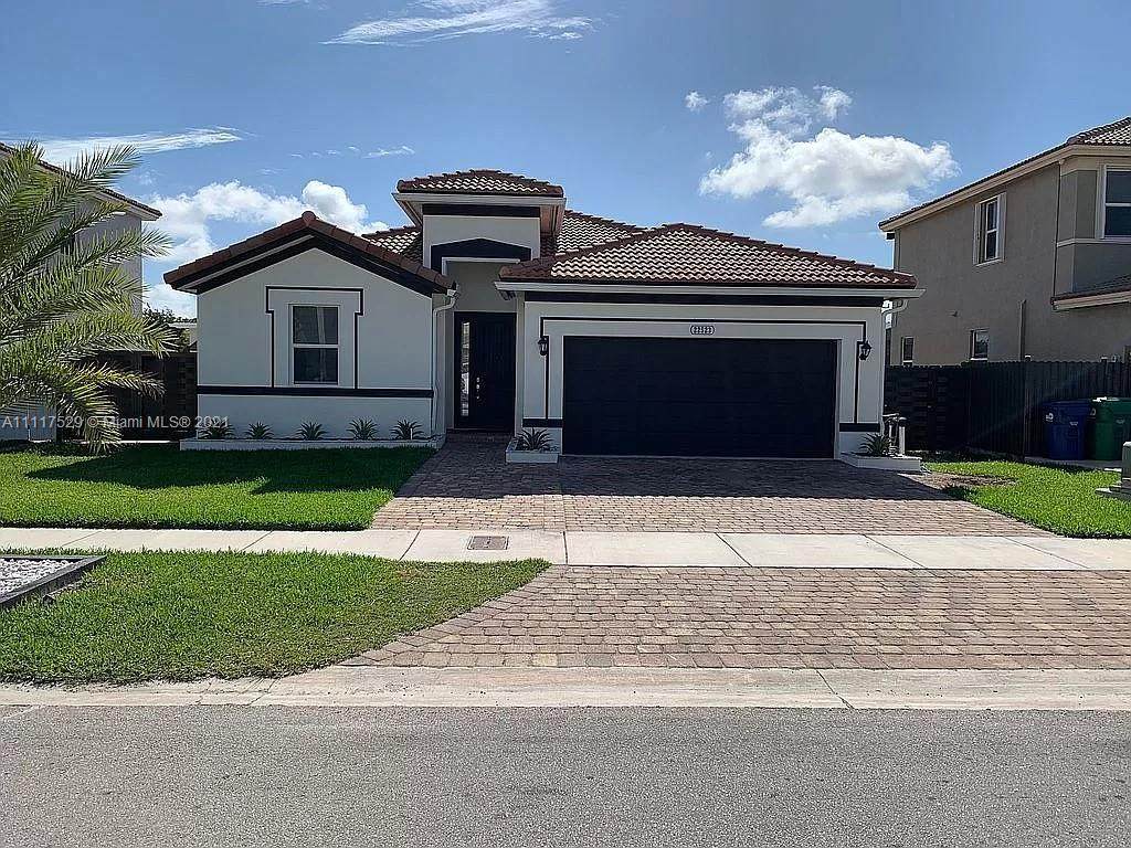 22523 109th Ct - Photo 1