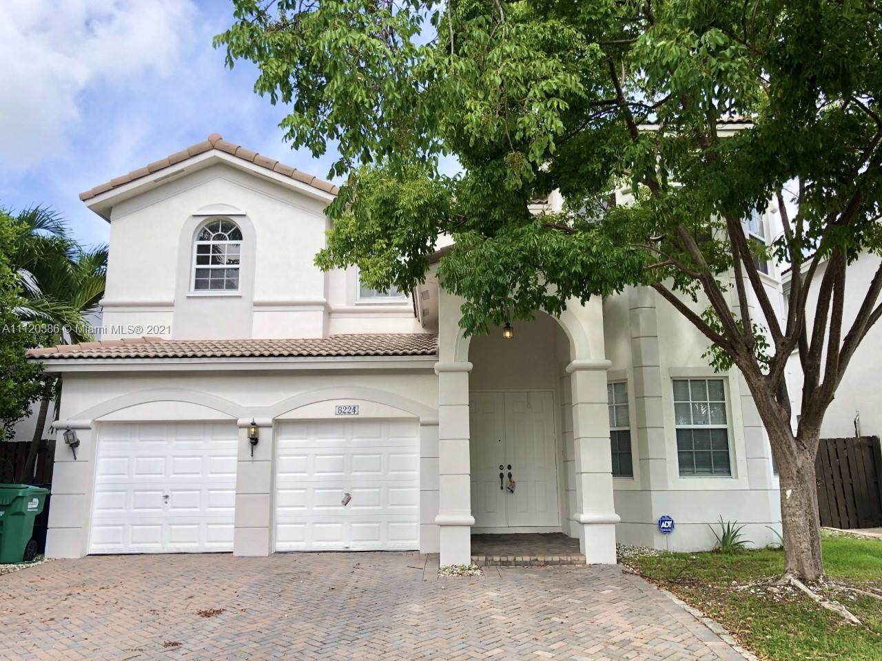 8224 115th Ct - Photo 1