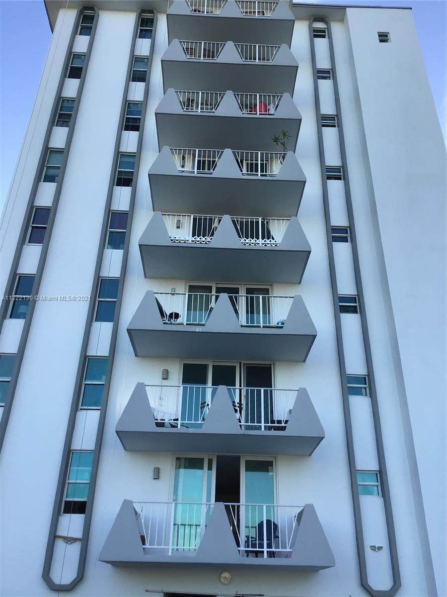 7133 Bay Dr - Photo 1