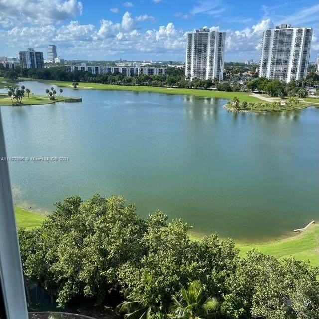 20000 Country Club Dr - Photo 1