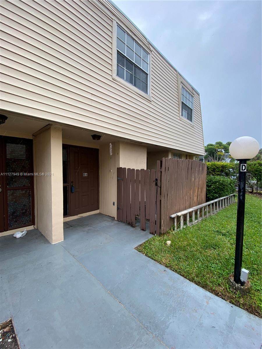 6603 Winfield Blvd - Photo 1