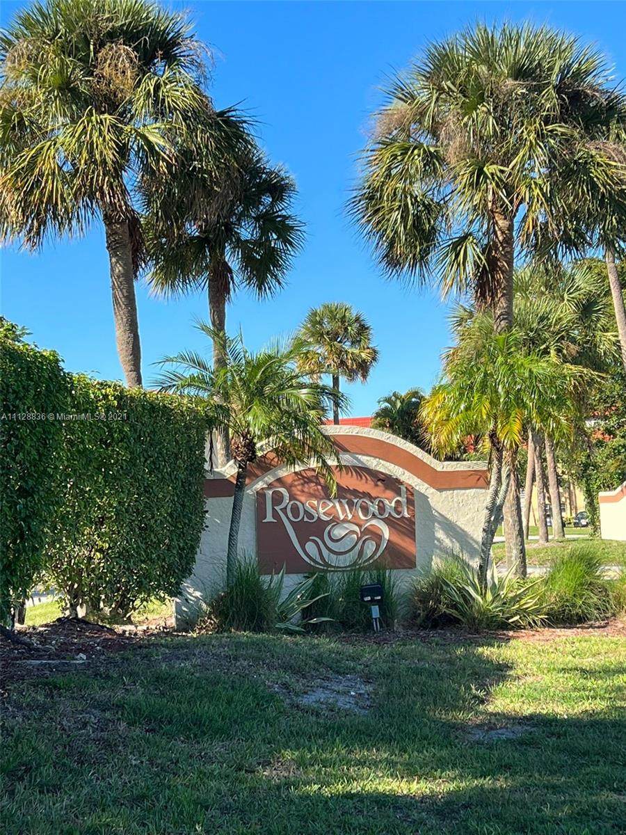 9839 Three Lakes Cir - Photo 1