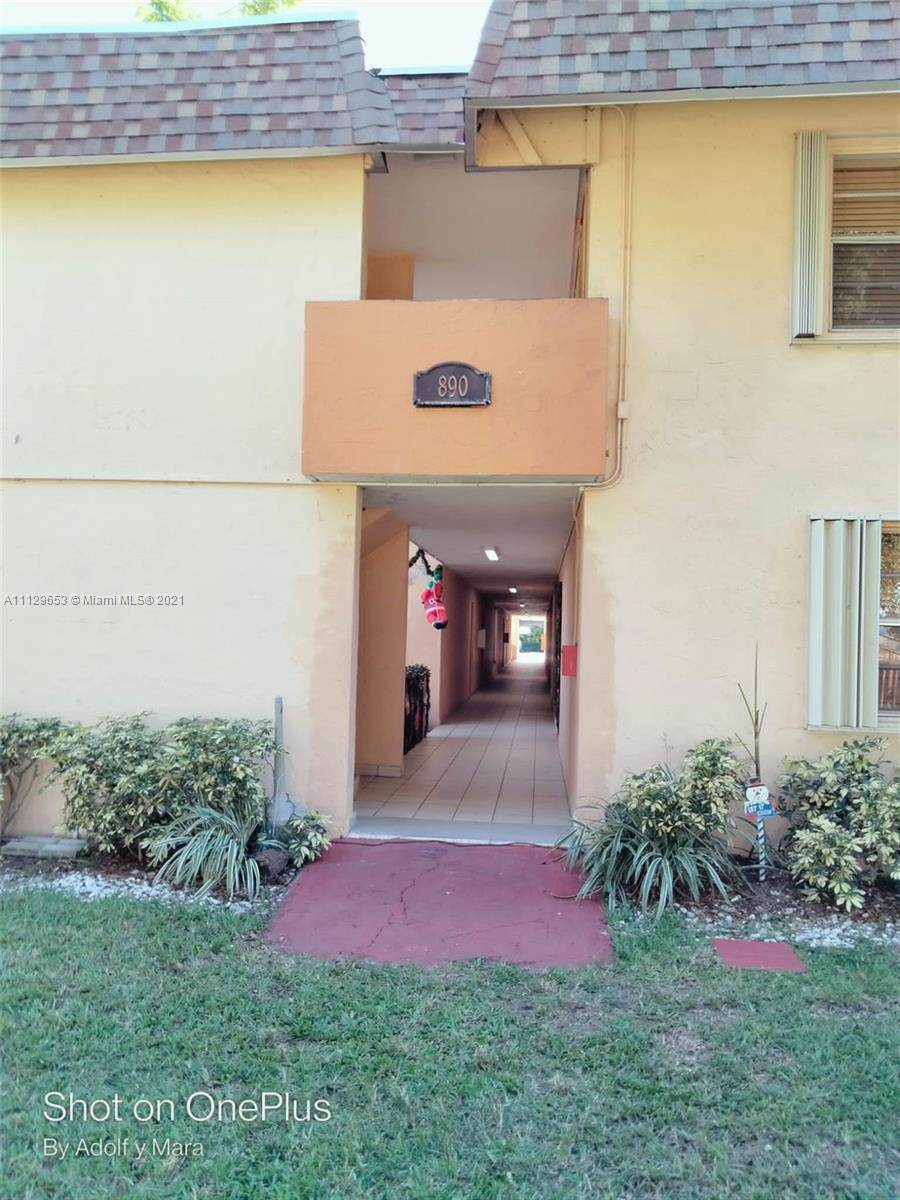 890 129th Pl - Photo 1