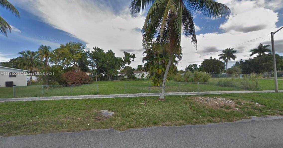 14515 272 ST - Photo 1