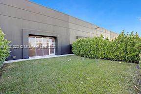 6010 102nd Ave - Photo 1
