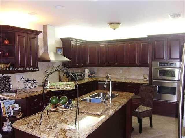 10665 16th Ct - Photo 1