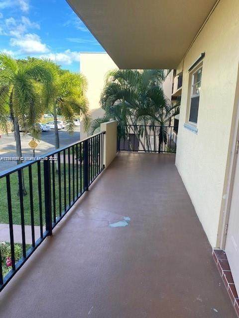 300 Berkley Rd - Photo 1