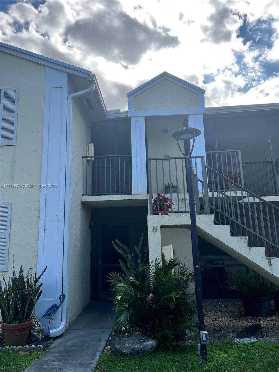 800 Independence Dr - Photo 1