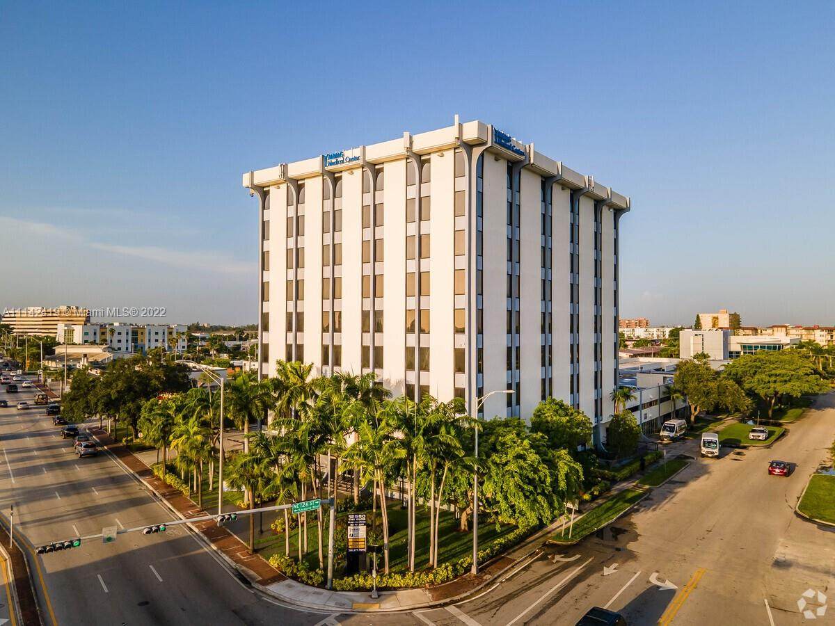 12550 Biscayne Blvd - Photo 1