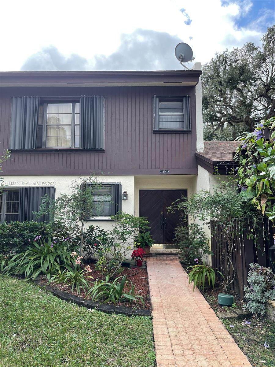 3342 Oak Dr - Photo 1