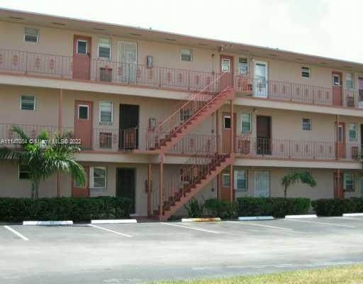 20200 29th Ct - Photo 1