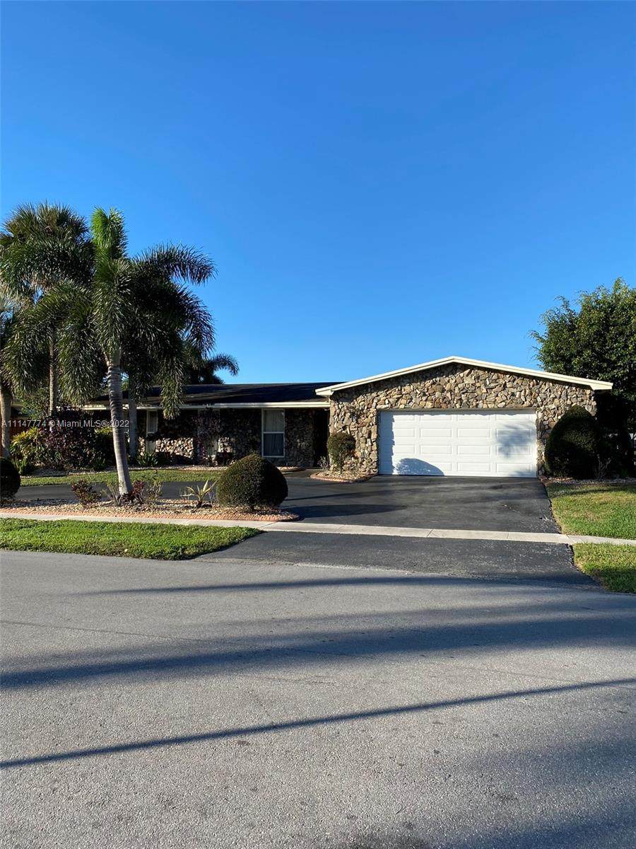 1740 105th Ave - Photo 1