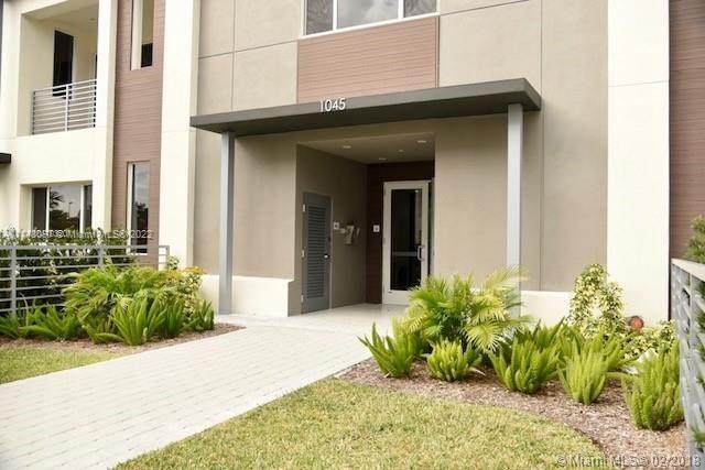 1025 18th Ave - Photo 1