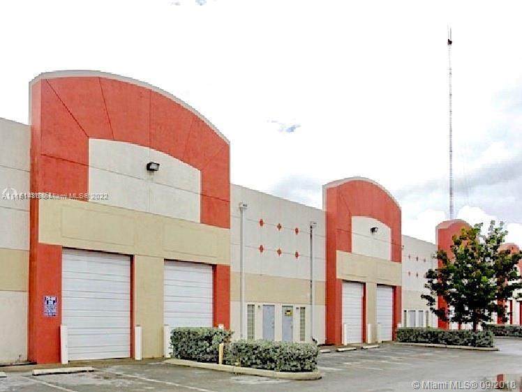 20200 2nd Ave - Photo 1