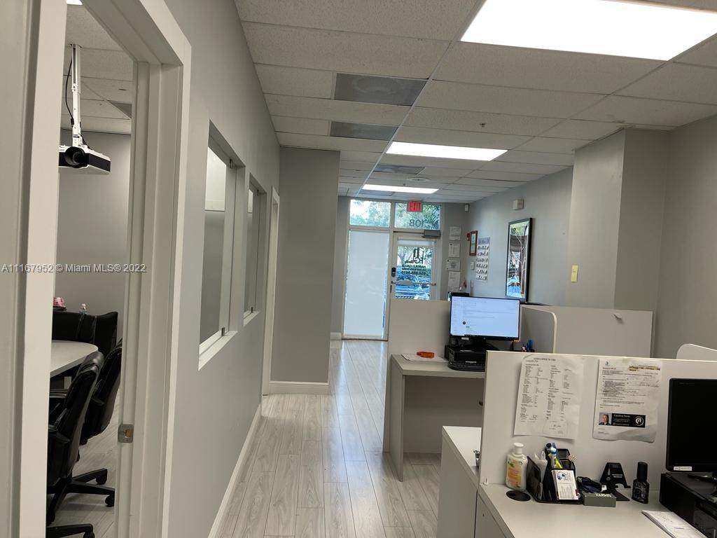 1820 Corporate Lakes Blvd - Photo 1
