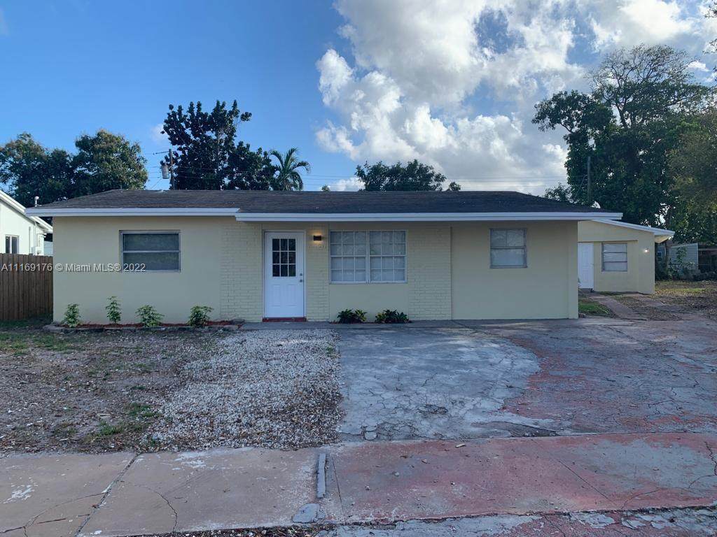 6420 Washington St - Photo 1