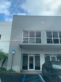 7861 46th St - Photo 1