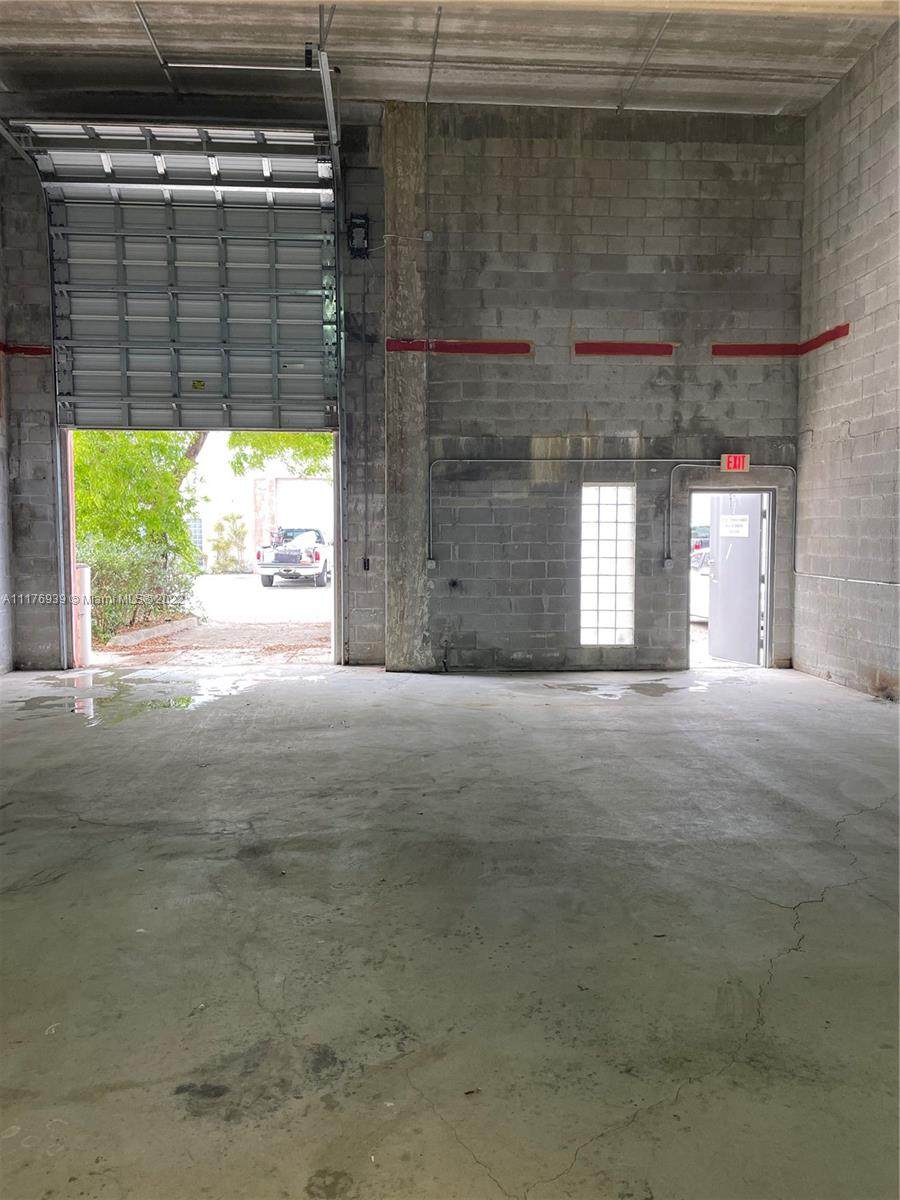 20200 2nd Ave - Photo 1