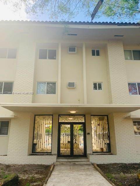 1014 Salzedo St - Photo 1