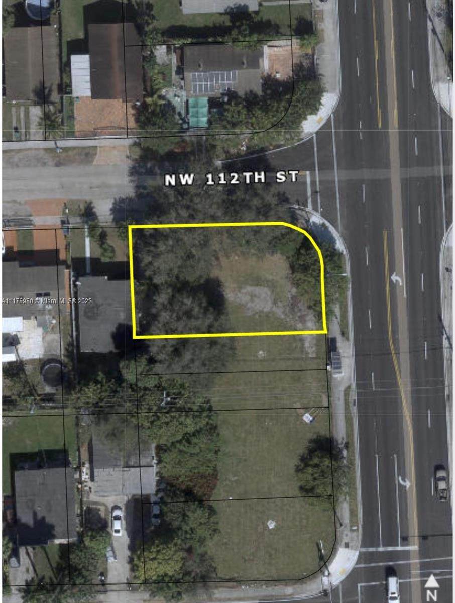 11128 17th Ave - Photo 1