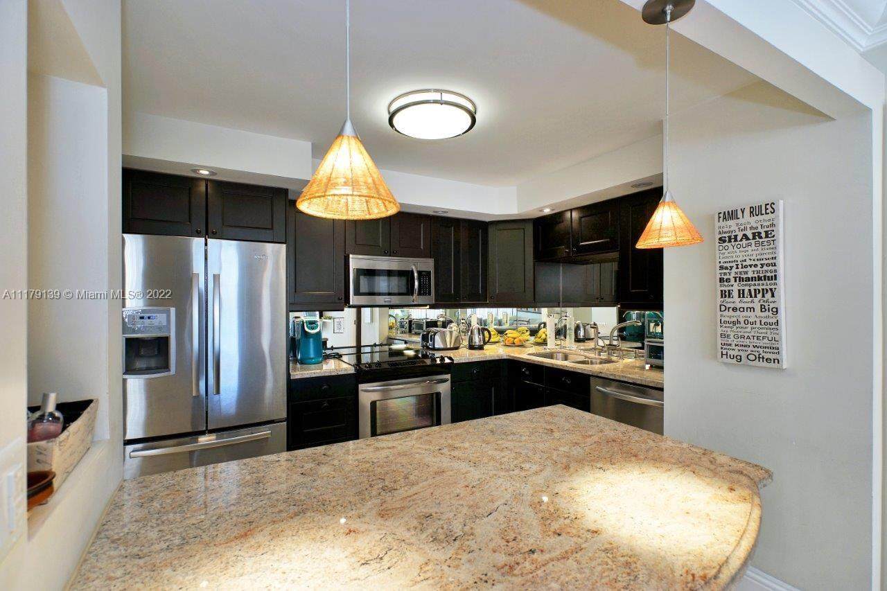 18151 31st Ct - Photo 1