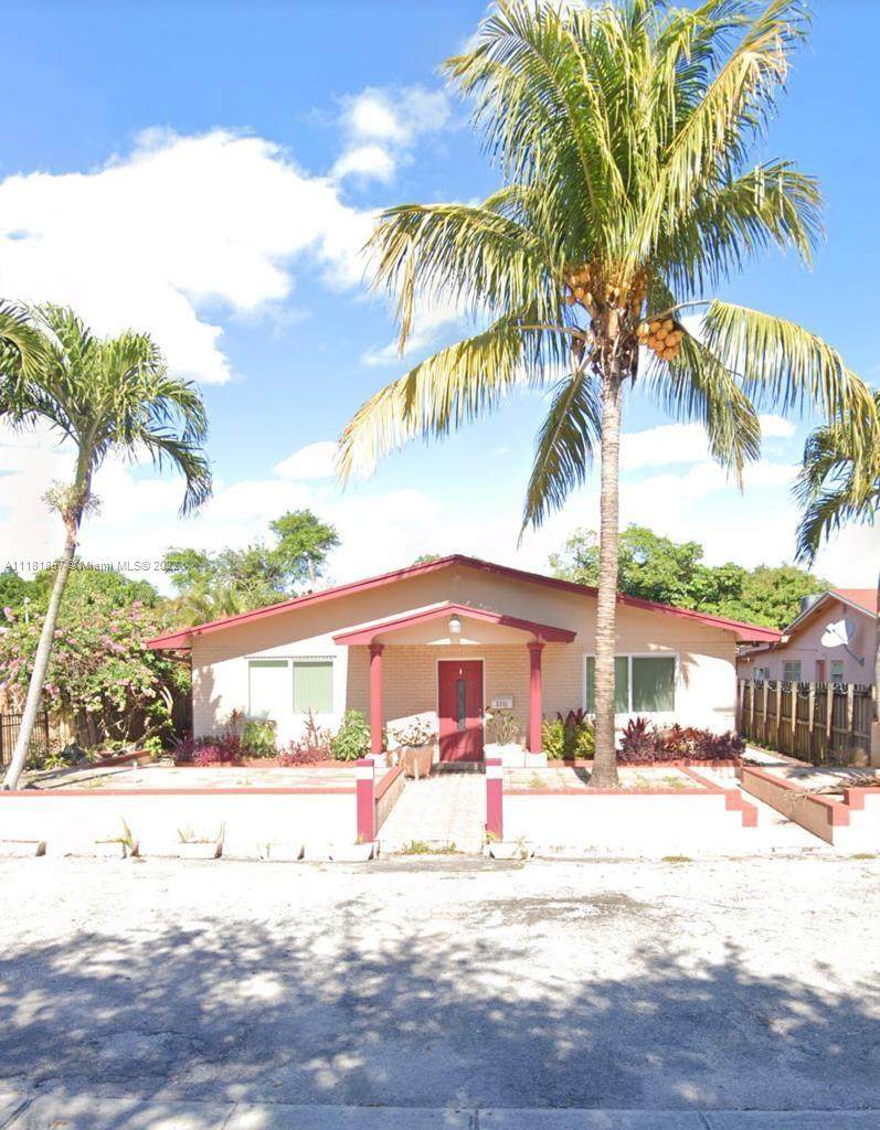 2241 Jackson St - Photo 1