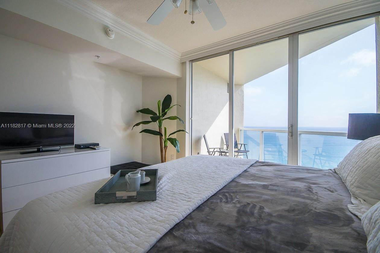 16699 Collins Ave - Photo 1