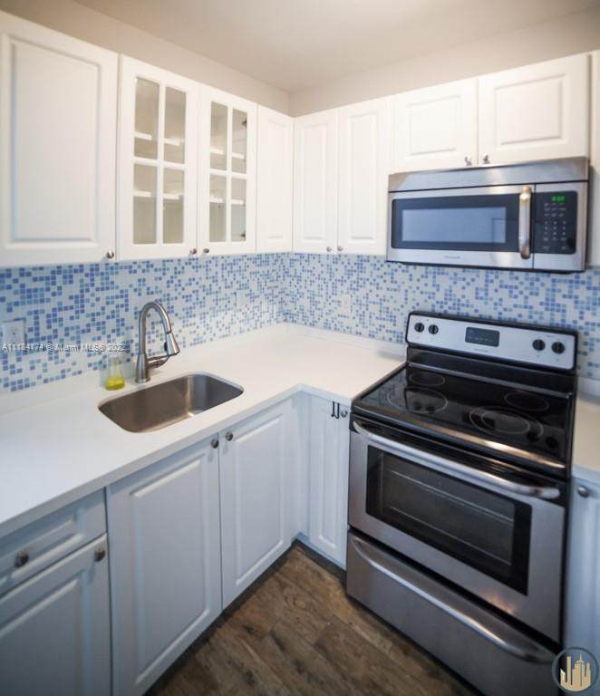 53 49th St - Photo 1