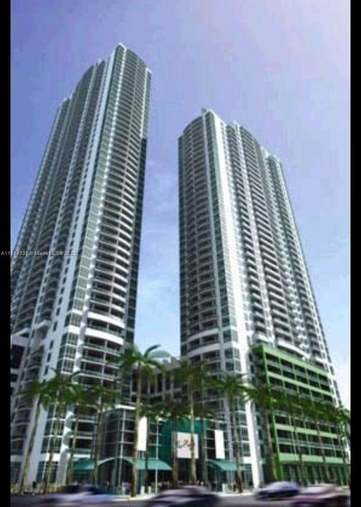 950 Brickell Bay Dr - Photo 1