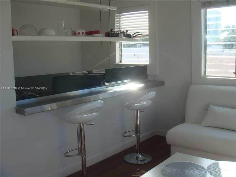 842 Meridian Ave - Photo 1