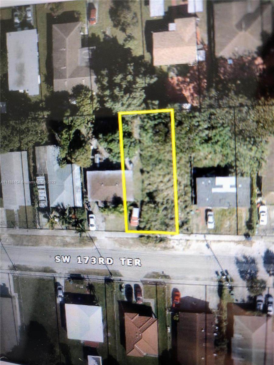 10339 173rd Ter - Photo 1