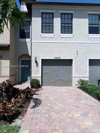 2349 Byron St - Photo 1
