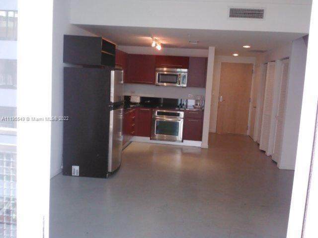 253 2nd St - Photo 1
