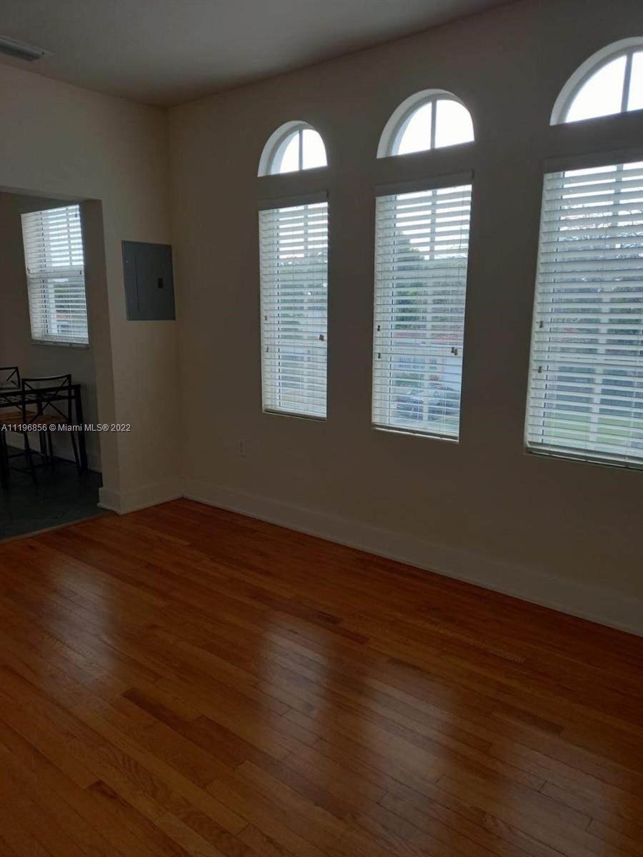 119 Cibao Ct - Photo 1