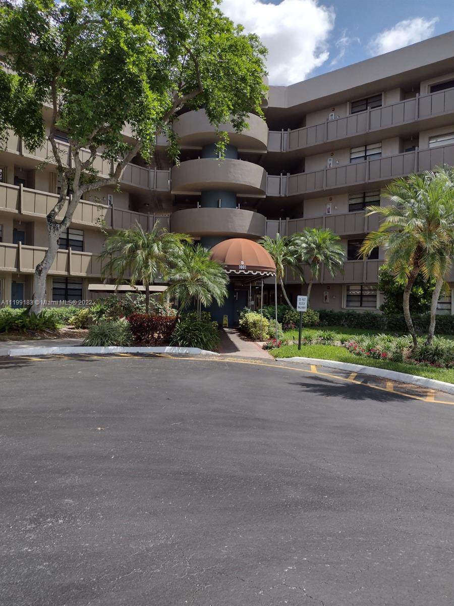 1001 Colony Point Cir - Photo 1