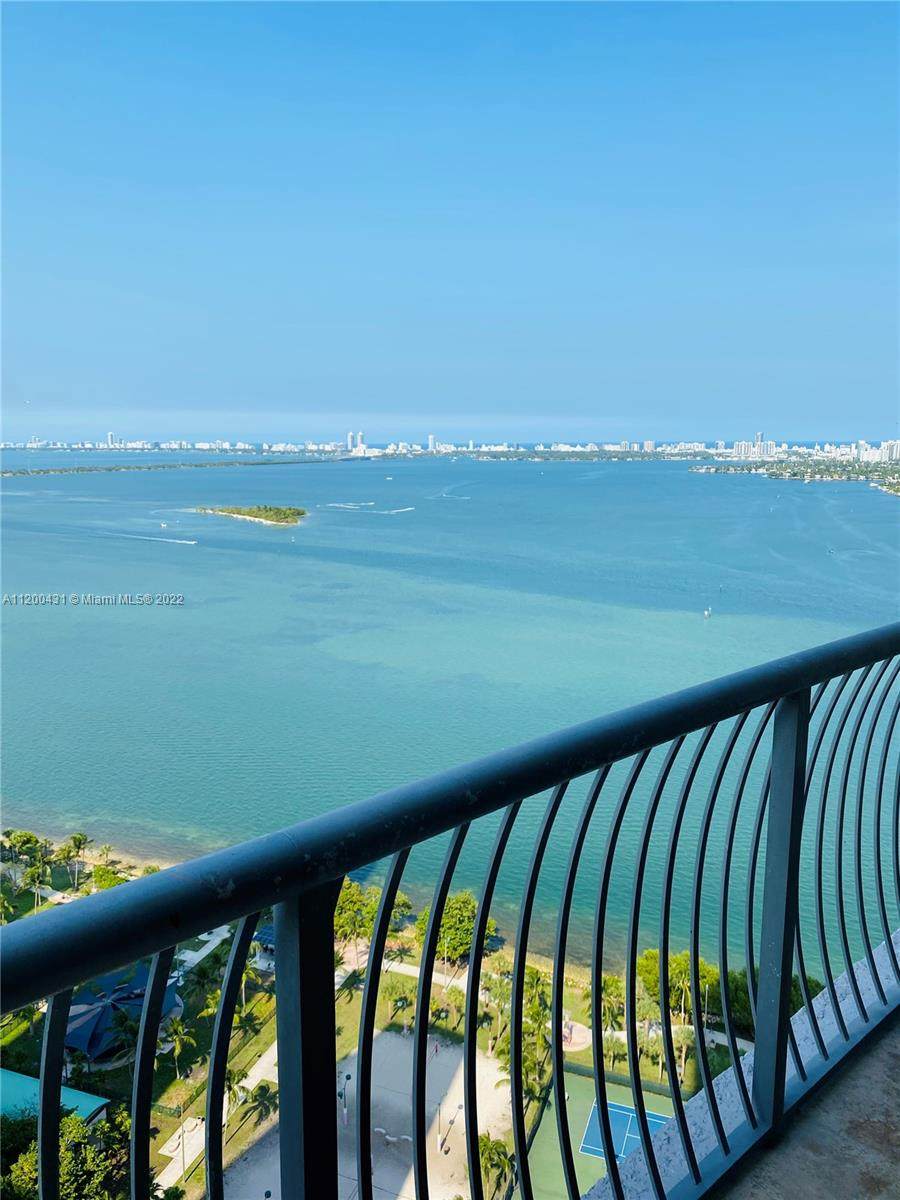 1750 Bayshore Dr - Photo 1