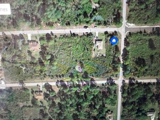 3301 72nd St W - Photo 1