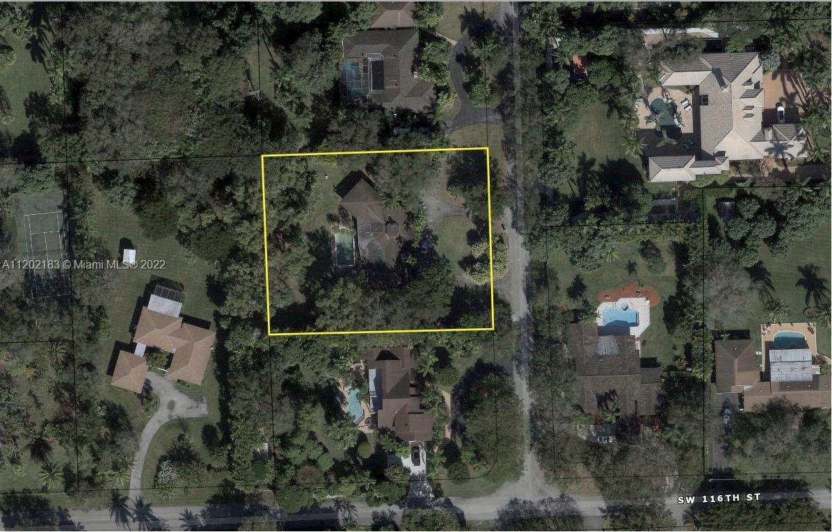 11500 94th Ave - Photo 1