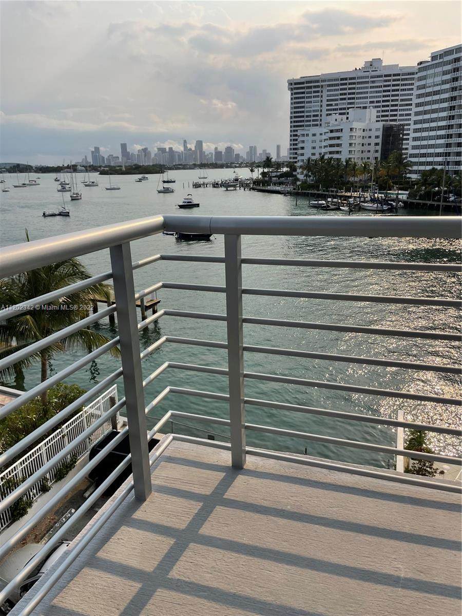 1450 Lincoln Rd - Photo 1