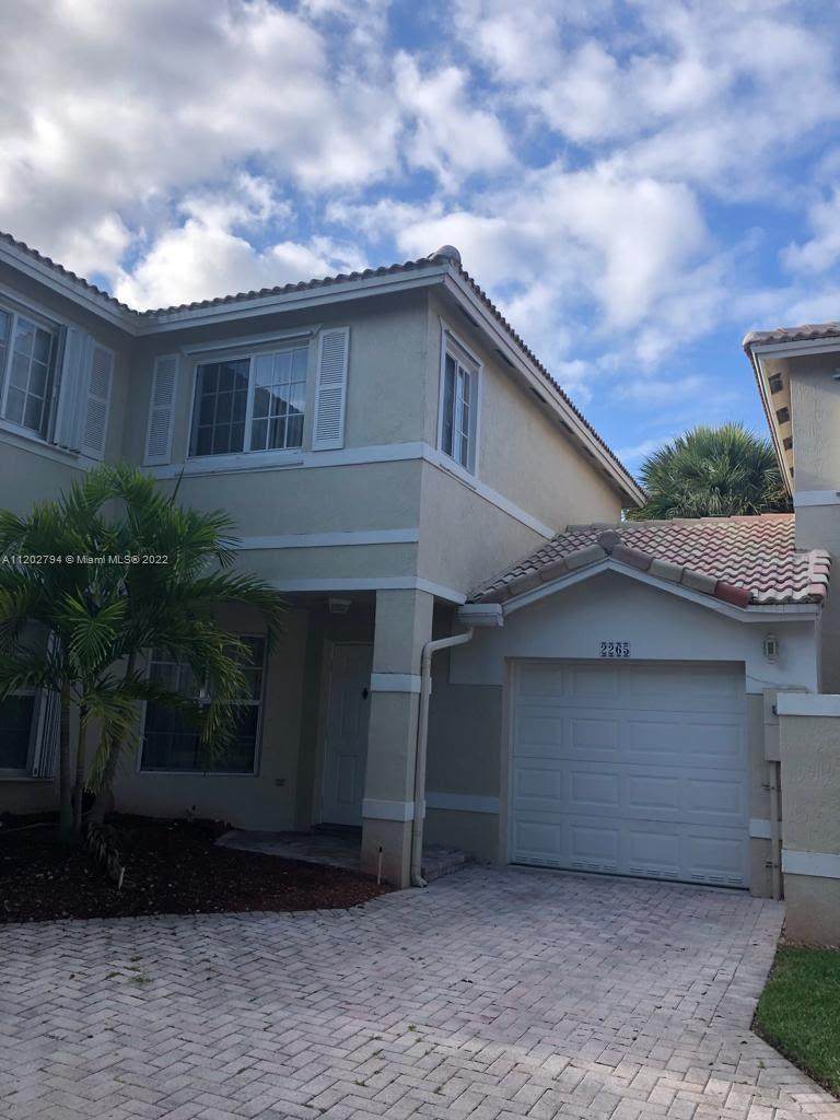 2265 170th Ave - Photo 1